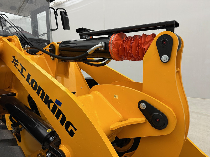 Lonking LG855H "4 pieces available" - Bulldozer: photos 5 Lonking LG855H "4 pieces available" - Bulldozer: photos 5