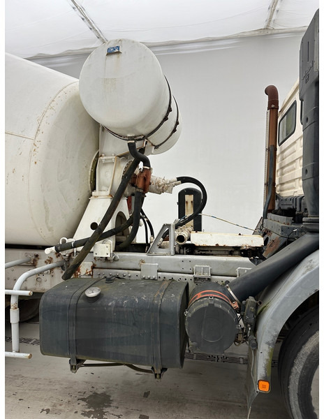 Camion malaxeur MAN 33.364 - 6x4: photos 10