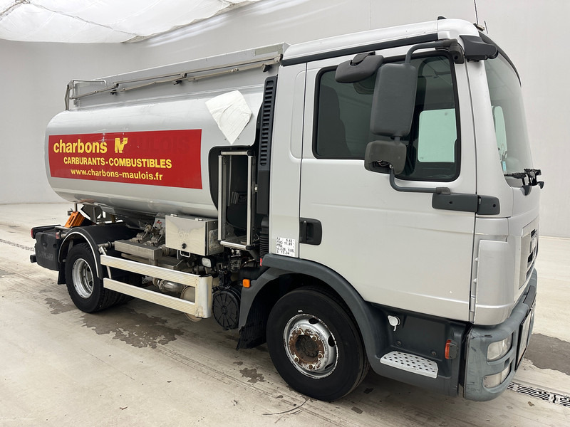 MAN TGL 12.250 - Camion citerne: photos 3 MAN TGL 12.250 - Camion citerne: photos 3