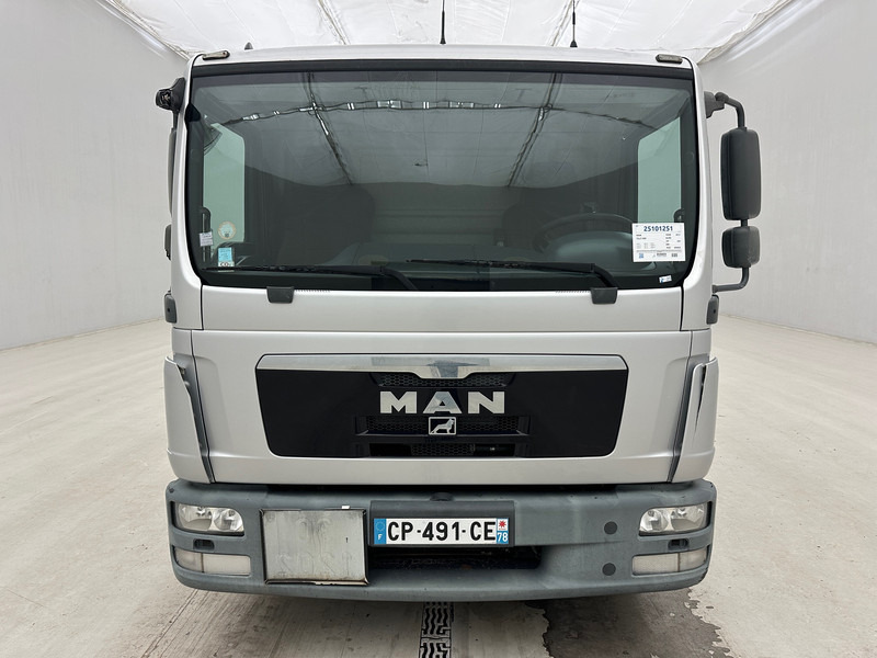 MAN TGL 12.250 - Camion citerne: photos 2 MAN TGL 12.250 - Camion citerne: photos 2