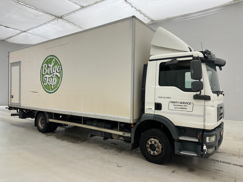 MAN TGM 12.250 - Camion fourgon: photos 3 MAN TGM 12.250 - Camion fourgon: photos 3