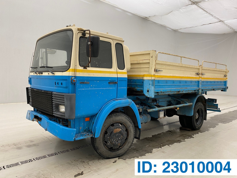 Magirus M11F - Camion benne: photos 1 Magirus M11F - Camion benne: photos 1