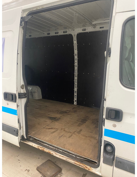 Opel Movano - Fourgon utilitaire: photos 5 Opel Movano - Fourgon utilitaire: photos 5