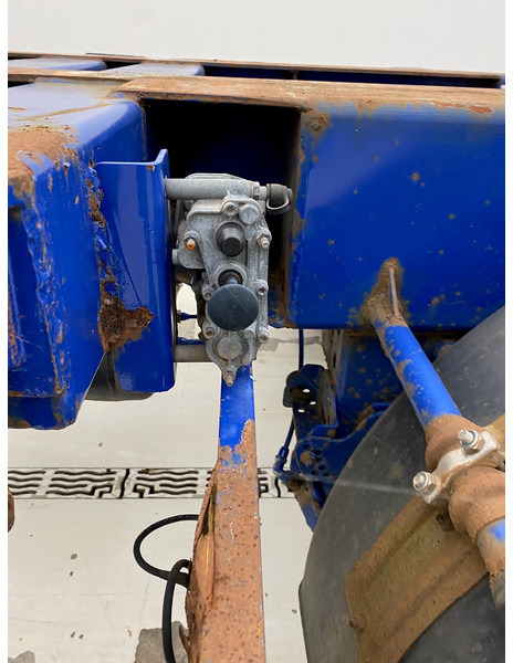 Semi-remorque porte-conteneur/ Caisse mobile Renders Skelet 20-30-40 ft: photos 10