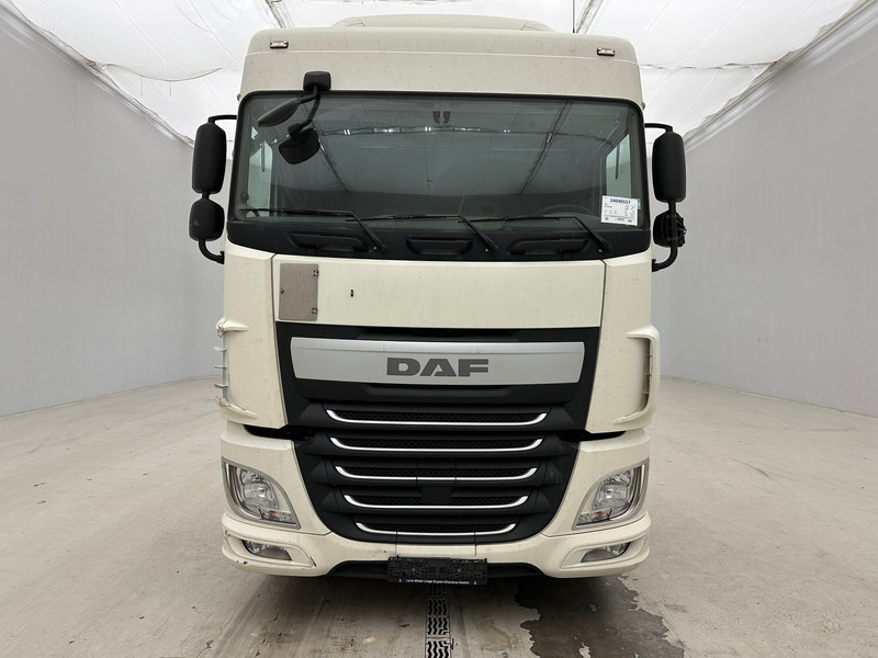 DAF XF 460 Space Cab - Tracteur routier: photos 2 DAF XF 460 Space Cab - Tracteur routier: photos 2