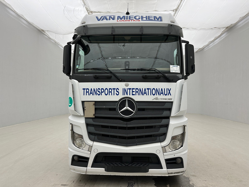 Mercedes-Benz Actros 1942 - Tracteur routier: photos 2 Mercedes-Benz Actros 1942 - Tracteur routier: photos 2