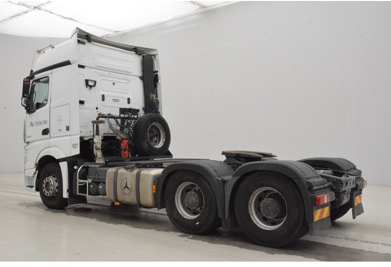 Tracteur routier Mercedes-Benz Actros 2645 - 6x4 "NON-EU": photos 7