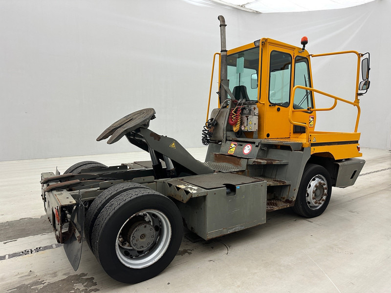 Terberg Terminal tractor* - Tracteur routier: photos 5 Terberg Terminal tractor* - Tracteur routier: photos 5