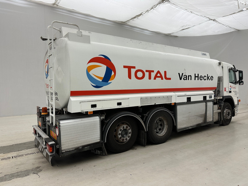 Volvo FM 300 - 6x2 - Camion citerne: photos 4 Volvo FM 300 - 6x2 - Camion citerne: photos 4