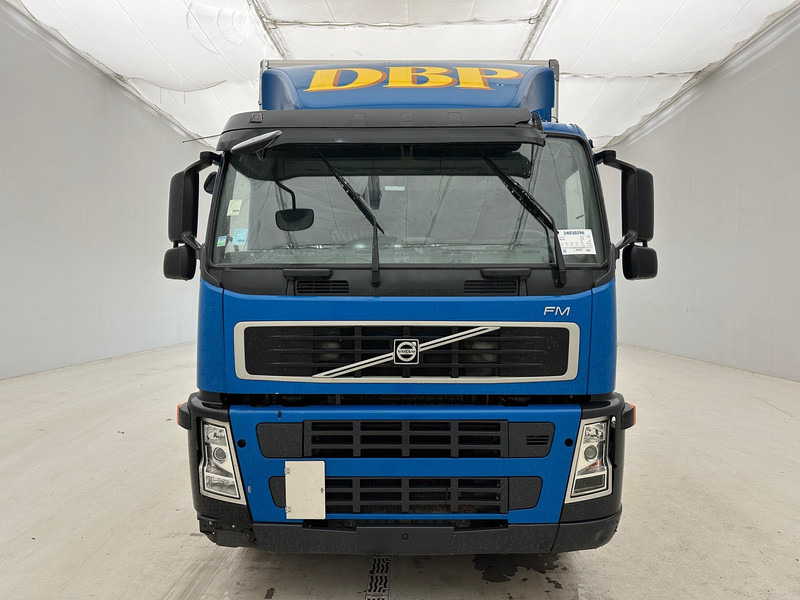 Volvo FM 300 - Camion fourgon: photos 2 Volvo FM 300 - Camion fourgon: photos 2