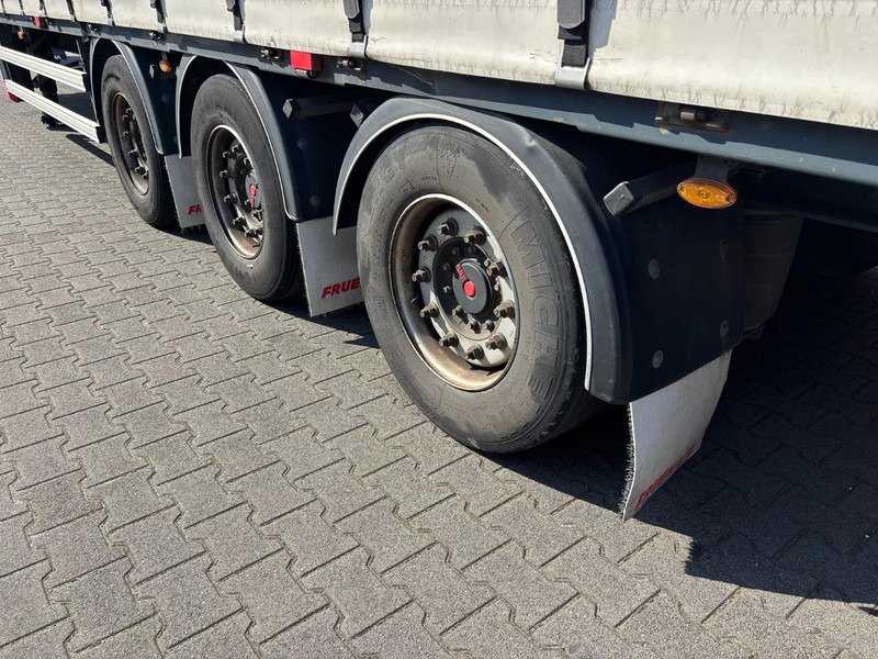 Fruehauf 3 Axles SAF Axles Mega - Semi-remorque fourgon: photos 5 Fruehauf 3 Axles SAF Axles Mega - Semi-remorque fourgon: photos 5