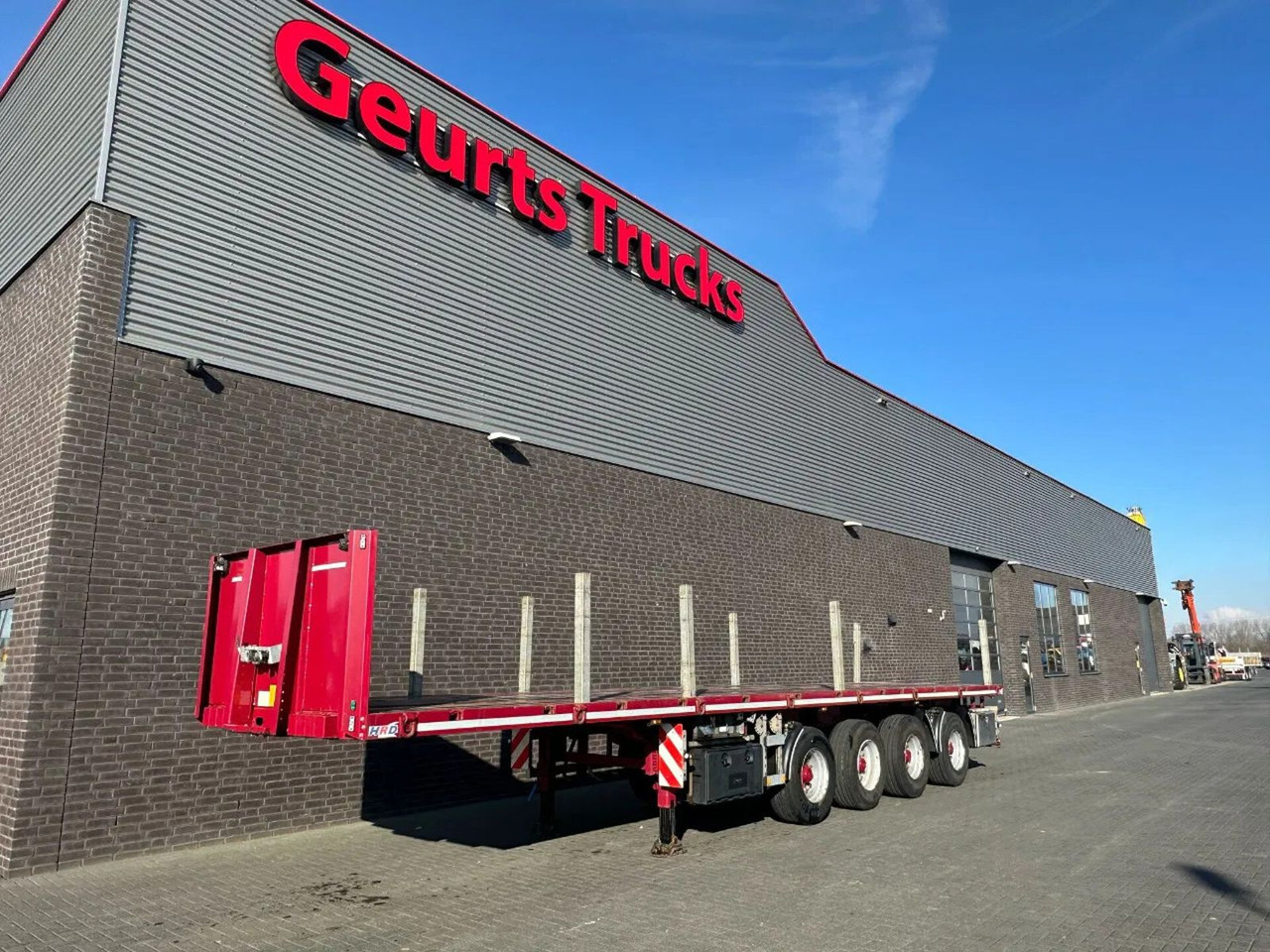 HRD SPLB 4 N. BALLAST TRAILER, 3E EN 4E ASSEN GESTUU - Semi-remorque plateau: photos 2 HRD SPLB 4 N. BALLAST TRAILER, 3E EN 4E ASSEN GESTUU - Semi-remorque plateau: photos 2
