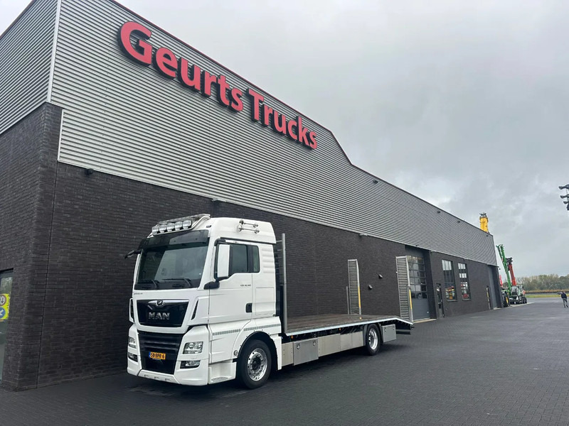 MAN TGX 4X2 LL-U OPRIJWAGEN / MACHINE TRANSPORTER / PLATEAU - Camion porte-voitures: photos 2 MAN TGX 4X2 LL-U OPRIJWAGEN / MACHINE TRANSPORTER / PLATEAU - Camion porte-voitures: photos 2