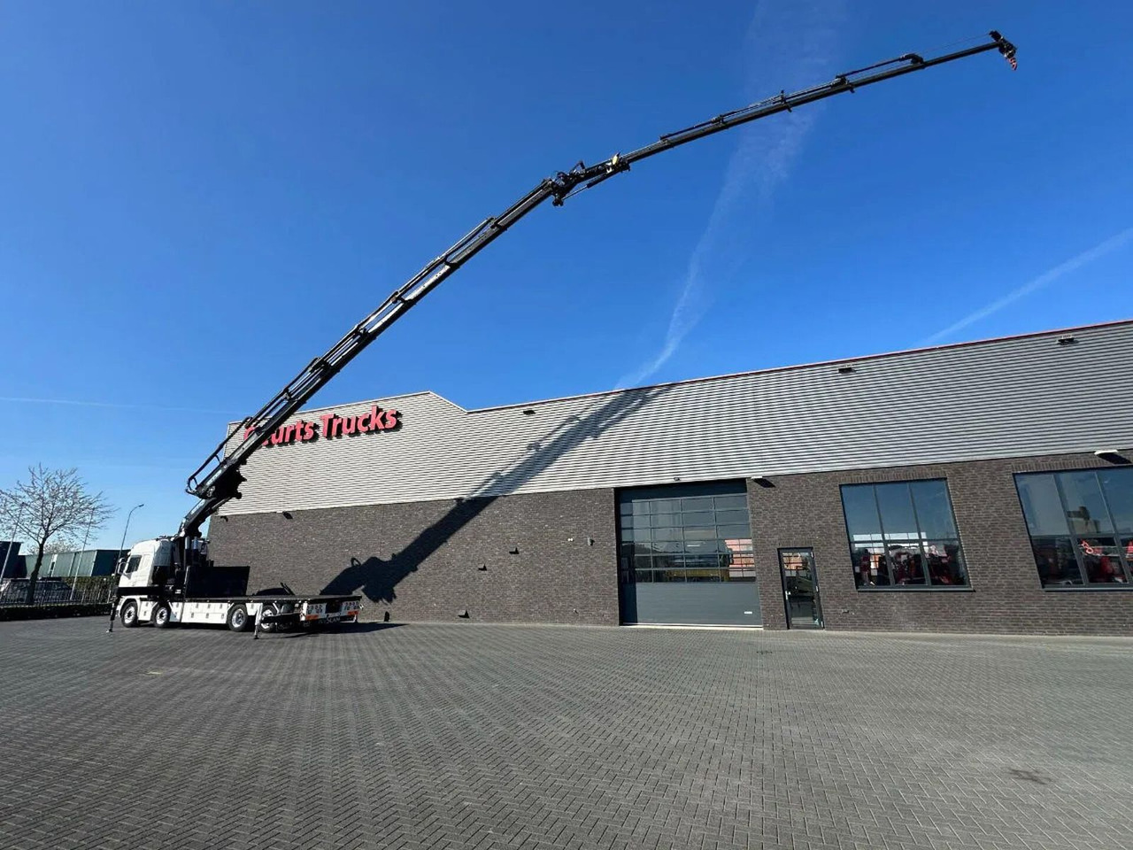 Scania G490 LB8X2*6HNB MET EFFER 955/8S +JIB 6S KRAAN / - Camion grue: photos 3 Scania G490 LB8X2*6HNB MET EFFER 955/8S +JIB 6S KRAAN / - Camion grue: photos 3