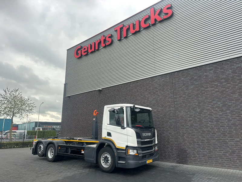 Scania P280 6X2 + AJK/1924 HLF20-6430 HAAKARMSYSTEEM / ABROLLKIPPER / HOOKLIFT - Camion ampliroll: photos 5 Scania P280 6X2 + AJK/1924 HLF20-6430 HAAKARMSYSTEEM / ABROLLKIPPER / HOOKLIFT - Camion ampliroll: photos 5