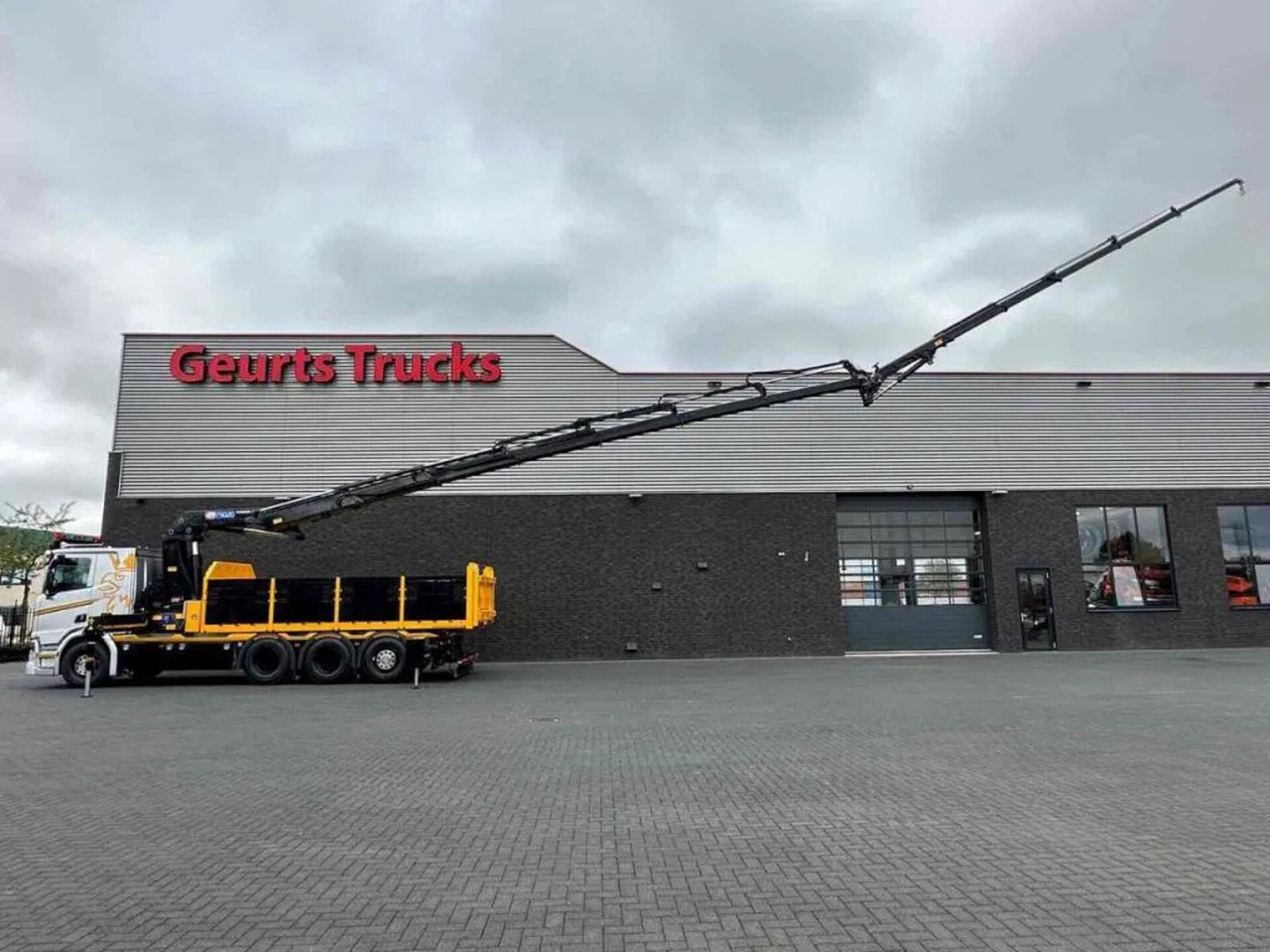 Scania R530 V8 NGS 8X4 TRIDEM MET HYVA 2Z KIPPER + HMF - Camion benne, Camion grue: photos 5 Scania R530 V8 NGS 8X4 TRIDEM MET HYVA 2Z KIPPER + HMF - Camion benne, Camion grue: photos 5
