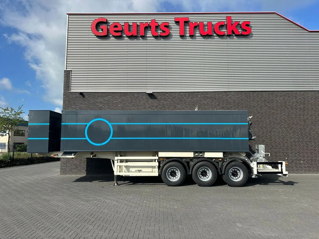 Kempf SKM 39/3CEMENTDEKVLOER TRAILER/CHAPE/MORTEL/SCRE - Semi-remorque: photos 1 Kempf SKM 39/3CEMENTDEKVLOER TRAILER/CHAPE/MORTEL/SCRE - Semi-remorque: photos 1