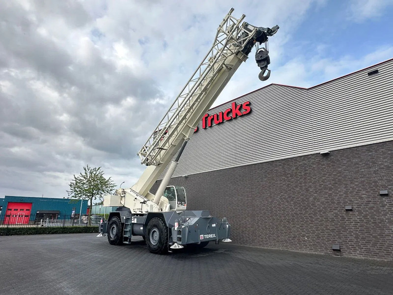 Terex RT110 QUADSTAR ROUGH TERRAIN CRANE + JIB + 2x LIER - Grue automotrice lente: photos 4 Terex RT110 QUADSTAR ROUGH TERRAIN CRANE + JIB + 2x LIER - Grue automotrice lente: photos 4