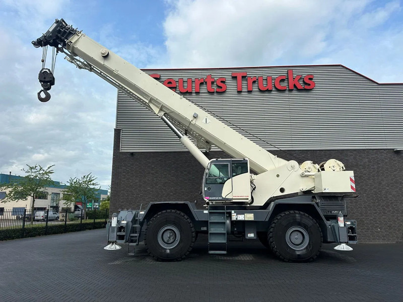 Terex RT110 QUADSTAR ROUGH TERRAIN CRANE + JIB + 2x LIER - Grue automotrice lente: photos 1 Terex RT110 QUADSTAR ROUGH TERRAIN CRANE + JIB + 2x LIER - Grue automotrice lente: photos 1