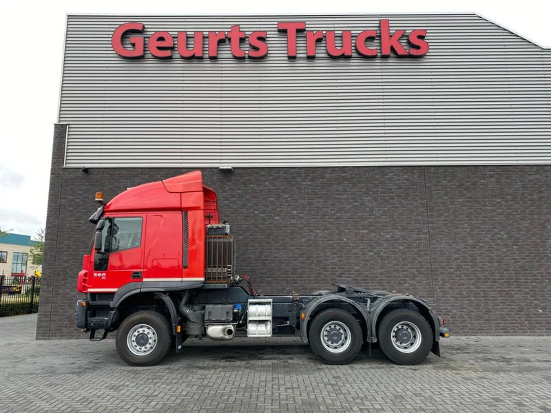 Iveco Trakker 560 SIVI 6X6 HEAVY DUTY PRIME MOVER 275 TONS - Tracteur routier: photos 1 Iveco Trakker 560 SIVI 6X6 HEAVY DUTY PRIME MOVER 275 TONS - Tracteur routier: photos 1