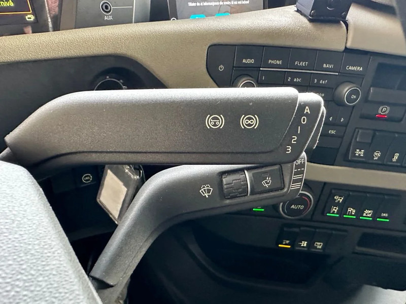 Tracteur routier Volvo FH 16.750 6X4 XXL CABINE TREKKER/SZM/TRACTOR: photos 17