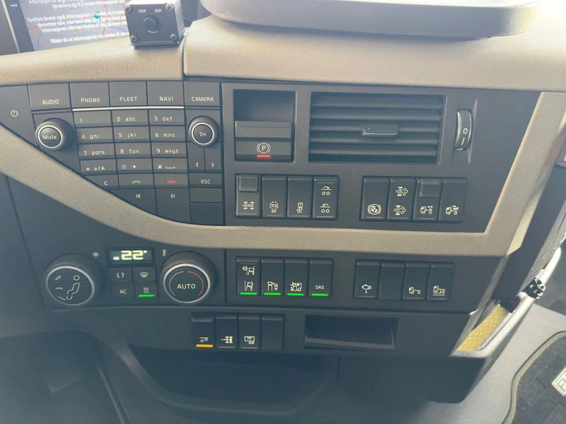 Tracteur routier Volvo FH 16.750 6X4 XXL CABINE TREKKER/SZM/TRACTOR: photos 18