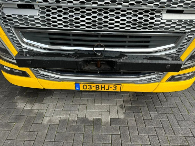 Tracteur routier Volvo FH 16.750 8X4 HEAVY DUTY TRACTOR/SZM/TREKKER: photos 9 Tracteur routier Volvo FH 16.750 8X4 HEAVY DUTY TRACTOR/SZM/TREKKER: photos 9