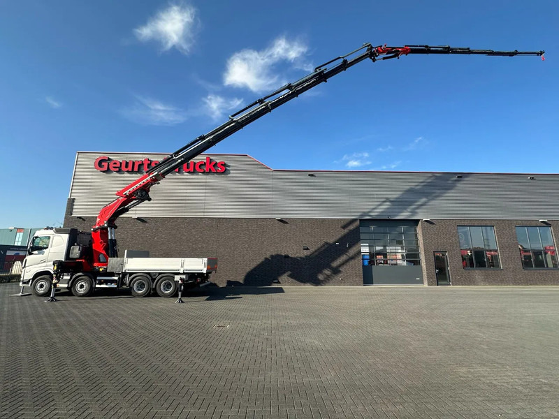 Volvo FH 500 8X4 RF-RT40G FASSI F1450R.2.8 + JIB L826 KRAAN/KRAN/CRANE/GRUA - Camion grue: photos 1 Volvo FH 500 8X4 RF-RT40G FASSI F1450R.2.8 + JIB L826 KRAAN/KRAN/CRANE/GRUA - Camion grue: photos 1