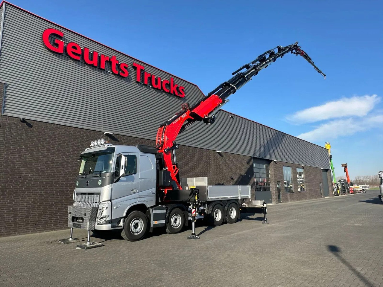 Volvo FH 500 8X4 RF-RT40G FASSI F1450R.2.8 + JIB L826 - Camion grue: photos 3 Volvo FH 500 8X4 RF-RT40G FASSI F1450R.2.8 + JIB L826 - Camion grue: photos 3