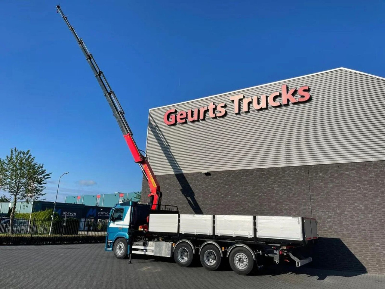 Volvo FM 500 8X4 TRIDEM + PALFINGER PK 27001-EH G KRAA - Camion grue: photos 5 Volvo FM 500 8X4 TRIDEM + PALFINGER PK 27001-EH G KRAA - Camion grue: photos 5