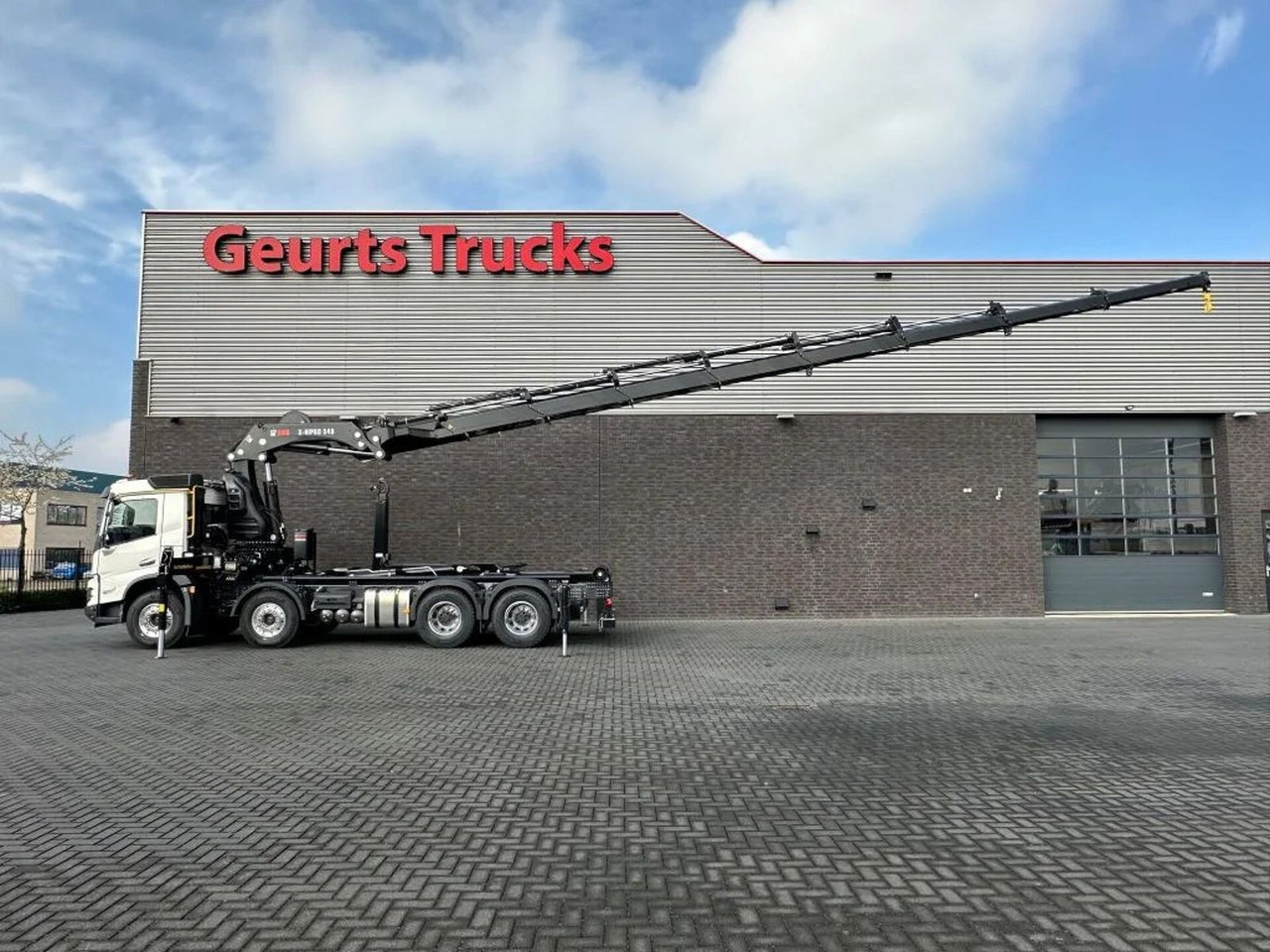 Volvo FMX 500 8X4 HIAB HAAKARM + HIAB 548 E-8 KRAAN/KR - Camion grue: photos 4 Volvo FMX 500 8X4 HIAB HAAKARM + HIAB 548 E-8 KRAAN/KR - Camion grue: photos 4