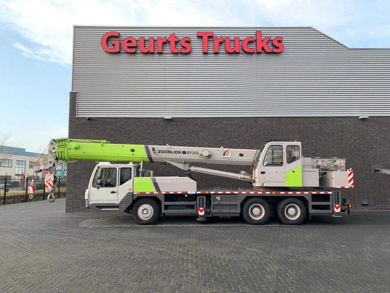 Zoomlion QY25V51.5 25 TONS CRANE/KRAN/GRUA/KRAAN - Grue tout-terrain: photos 1 Zoomlion QY25V51.5 25 TONS CRANE/KRAN/GRUA/KRAAN - Grue tout-terrain: photos 1