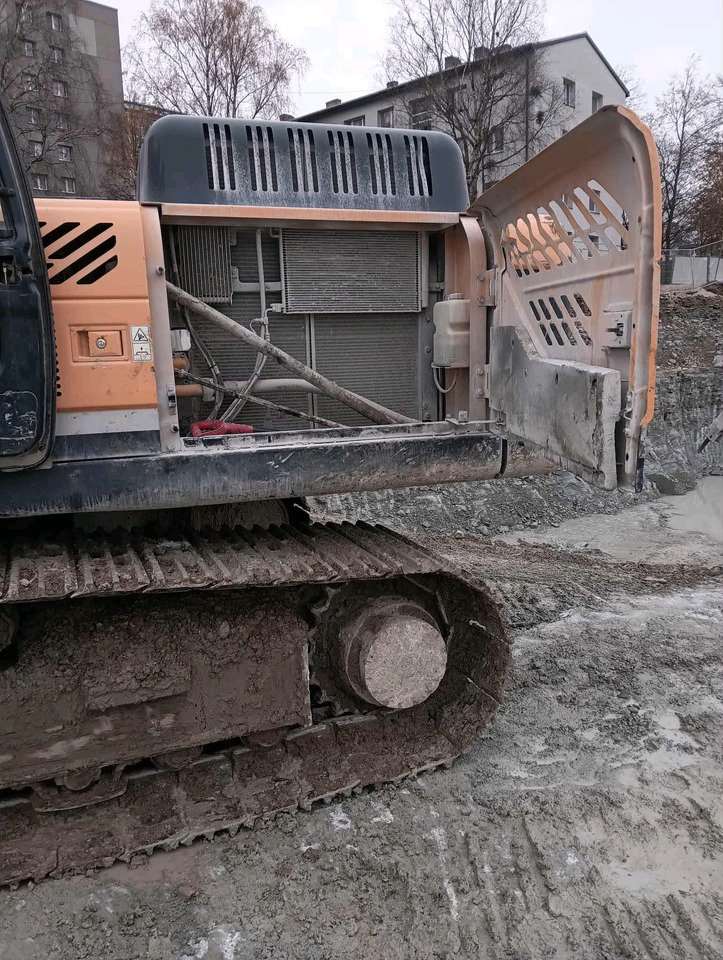 Pelle sur chenille Hyundai R 300: photos 10 Pelle sur chenille Hyundai R 300: photos 10