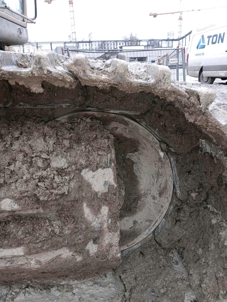 Pelle sur chenille Hyundai R 300: photos 6 Pelle sur chenille Hyundai R 300: photos 6