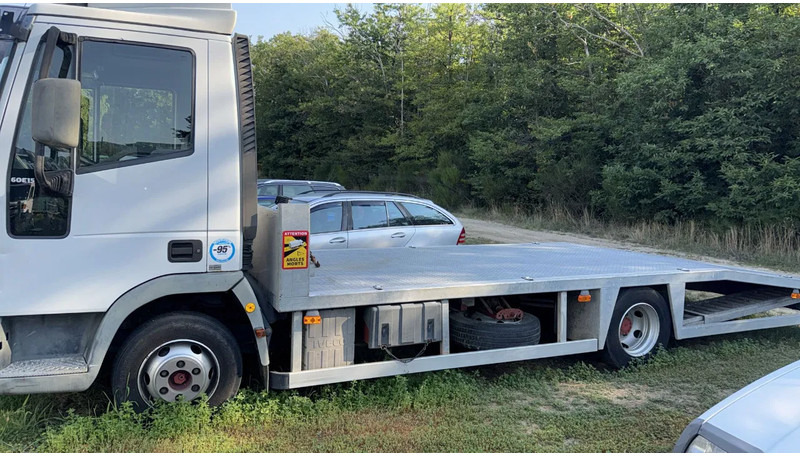 Iveco Eurocargo 60 E 15 manual gearbox - Camion porte-voitures: photos 3 Iveco Eurocargo 60 E 15 manual gearbox - Camion porte-voitures: photos 3