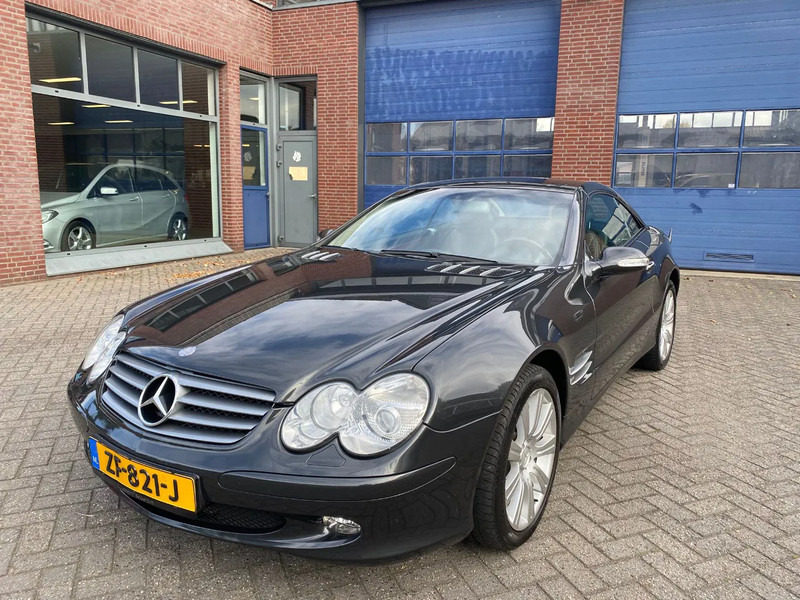 Mercedes-Benz SL-Klasse 350 cabrio autom. - Cabriolet: photos 4 Mercedes-Benz SL-Klasse 350 cabrio autom. - Cabriolet: photos 4