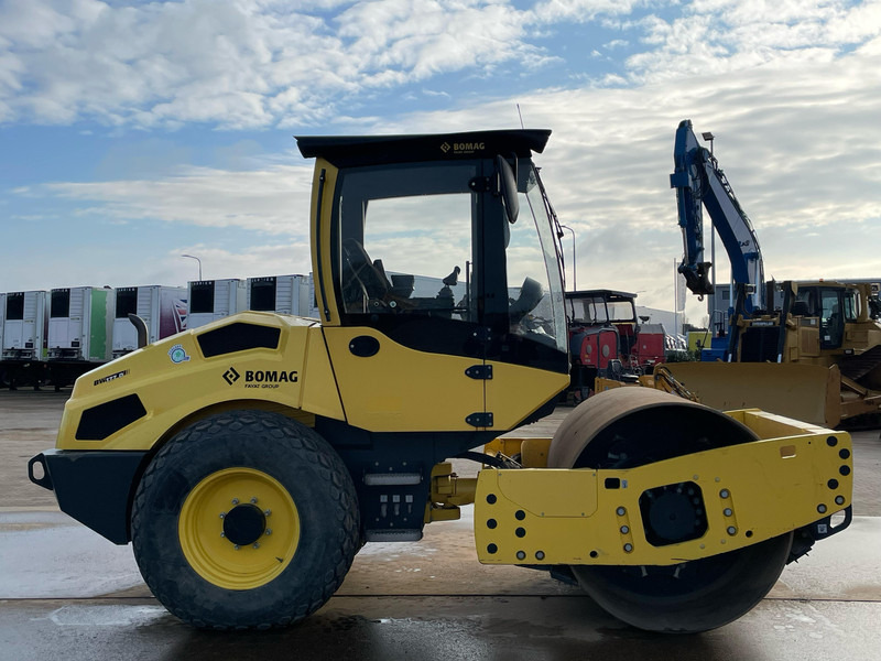 Bomag BW177D-5 | Airconditioning EPA /EU Stage V - Compacteur: photos 5 Bomag BW177D-5 | Airconditioning EPA /EU Stage V - Compacteur: photos 5