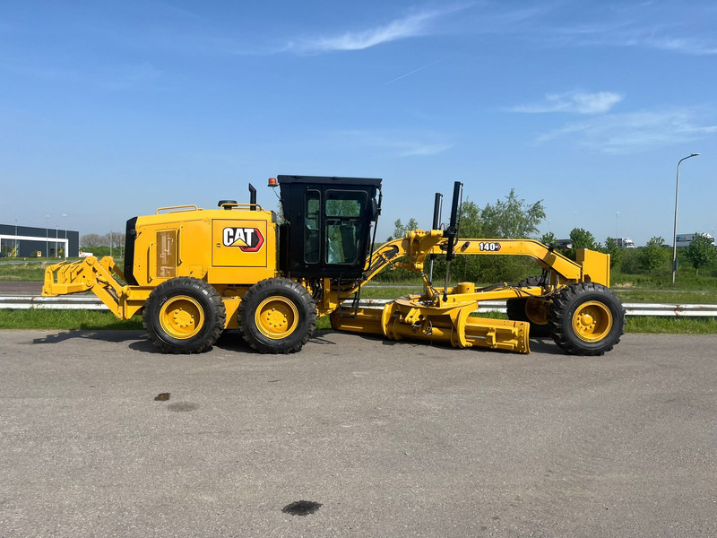 Caterpillar 140GC - Push block / Ripper / New Tires - Niveleuse: photos 5 Caterpillar 140GC - Push block / Ripper / New Tires - Niveleuse: photos 5