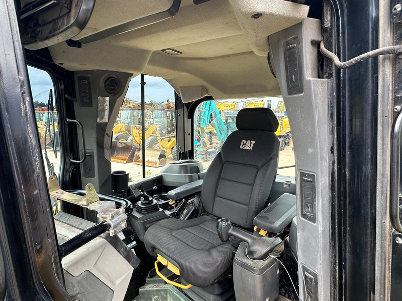 Bulldozer Caterpillar D6 LGP: photos 20