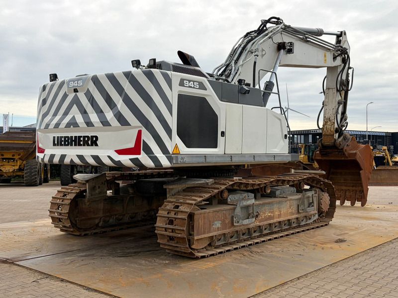 Liebherr R945 LCV (R944 / R946 / R950) - Pelle sur chenille: photos 5 Liebherr R945 LCV (R944 / R946 / R950) - Pelle sur chenille: photos 5