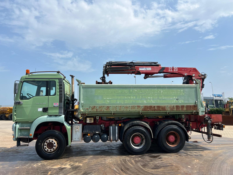 MAN TGA 26.480 6x4 tipper + HMF crane - Camion benne, Camion grue: photos 3 MAN TGA 26.480 6x4 tipper + HMF crane - Camion benne, Camion grue: photos 3