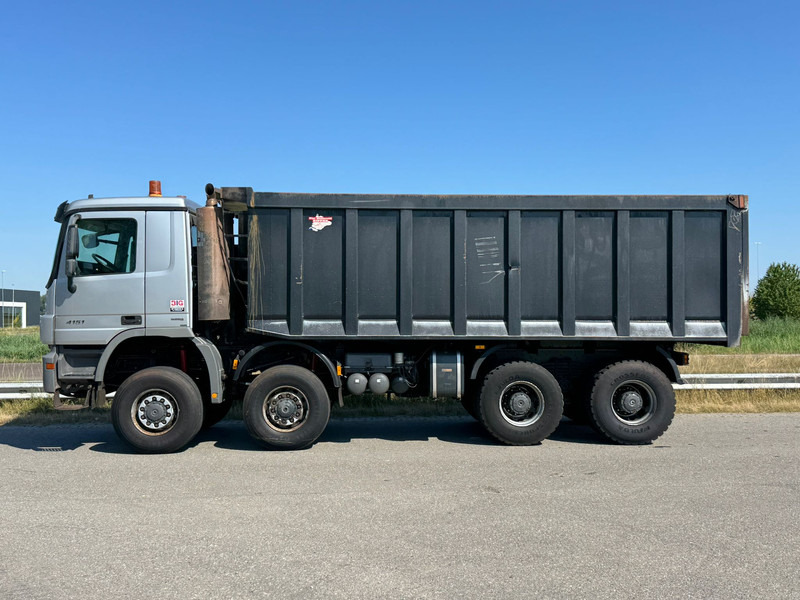 MERCEDESBENZ ACTROS 4851 V8 8x8 tipper - Camion benne: photos 2 MERCEDESBENZ ACTROS 4851 V8 8x8 tipper - Camion benne: photos 2