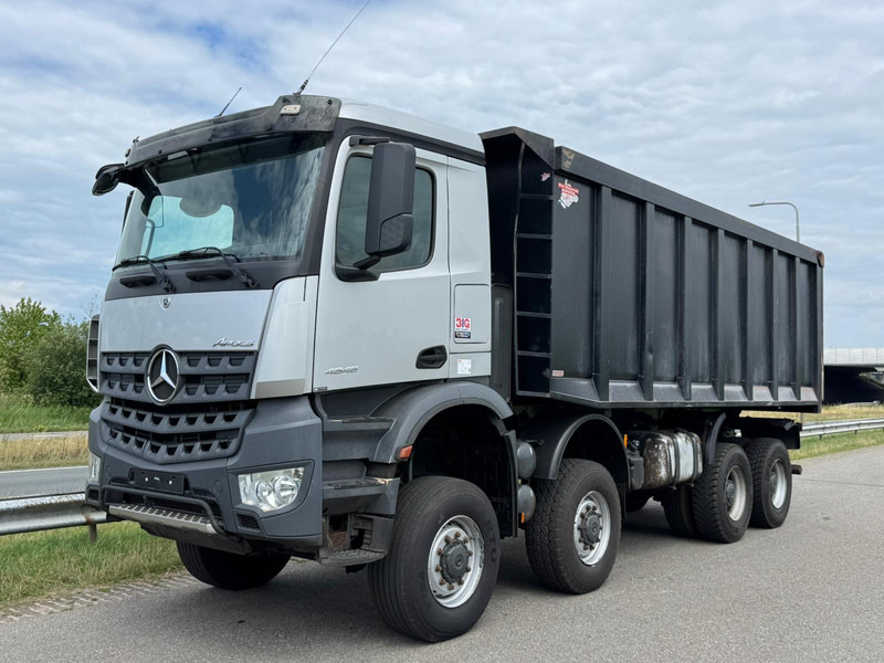 MERCEDESBENZ Arocs 4848 8x8 tipper - Camion benne: photos 1 MERCEDESBENZ Arocs 4848 8x8 tipper - Camion benne: photos 1