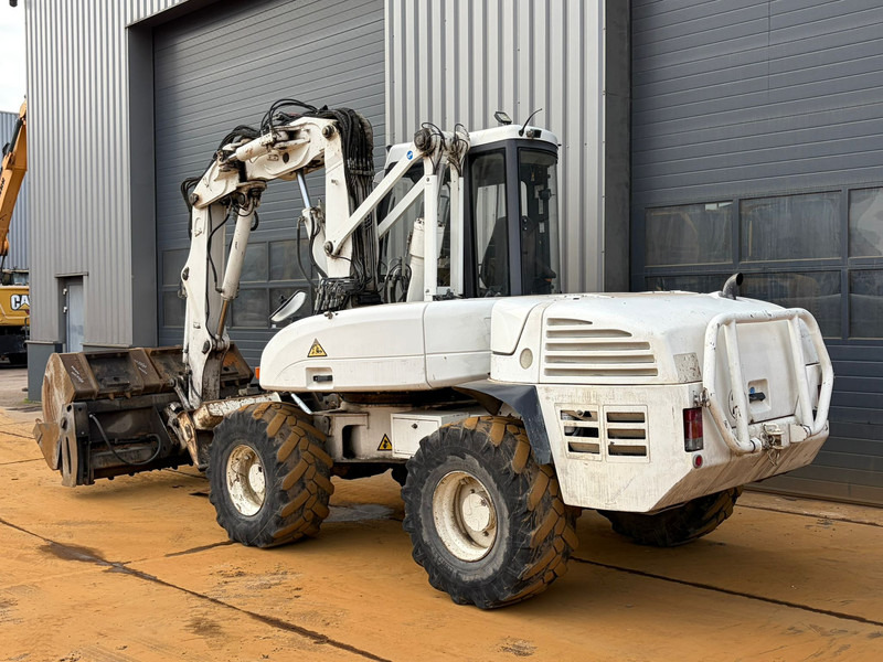 Mecalac 12MTX incl. 5 x bucket - Pelle sur pneus: photos 3 Mecalac 12MTX incl. 5 x bucket - Pelle sur pneus: photos 3