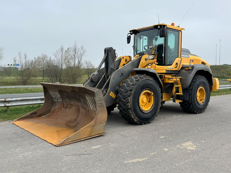 Volvo L110H - Chargeuse sur pneus: photos 2 Volvo L110H - Chargeuse sur pneus: photos 2