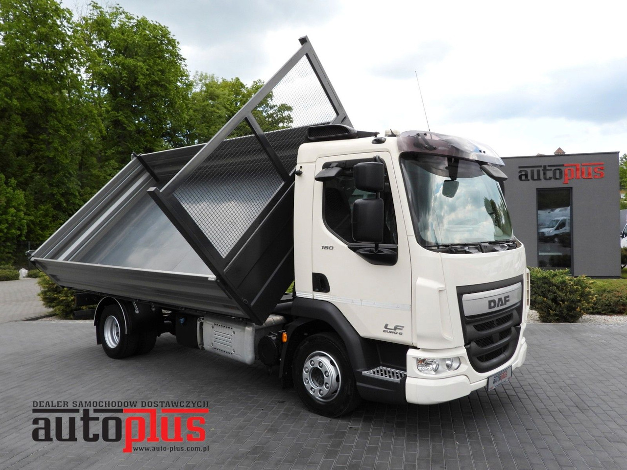 DAF LF 180 DREISEIKIPPER TEMPOMAT AUTOMATIK - Camion benne: photos 1 DAF LF 180 DREISEIKIPPER TEMPOMAT AUTOMATIK - Camion benne: photos 1