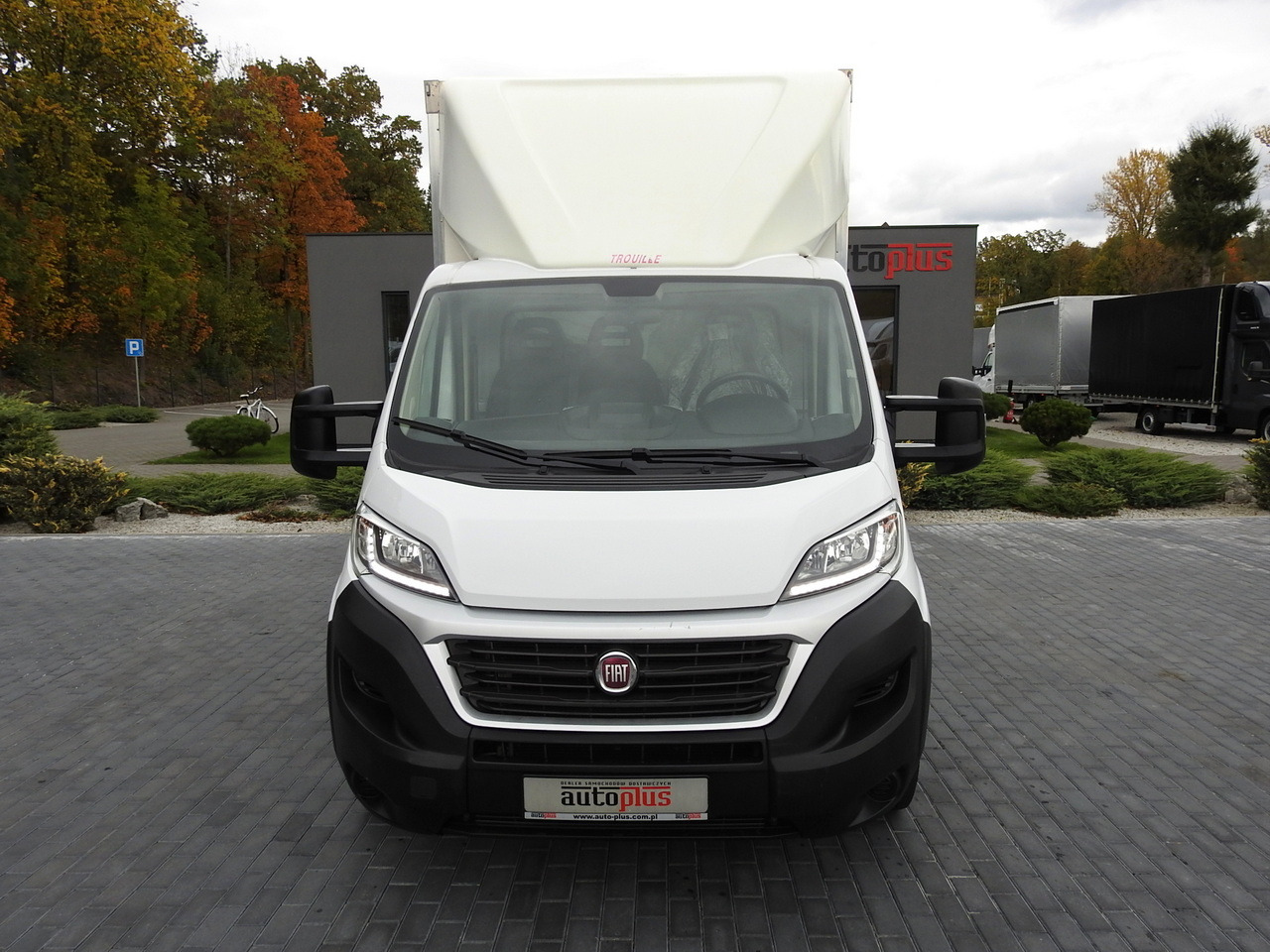 FIAT DUCATO BOX LIFT 8 PALLETS CRUISE CONTROL NAVIGATION AIR CONDITIONING LED LIGHTS 130HP - Fourgon grand volume: photos 5 FIAT DUCATO BOX LIFT 8 PALLETS CRUISE CONTROL NAVIGATION AIR CONDITIONING LED LIGHTS 130HP - Fourgon grand volume: photos 5