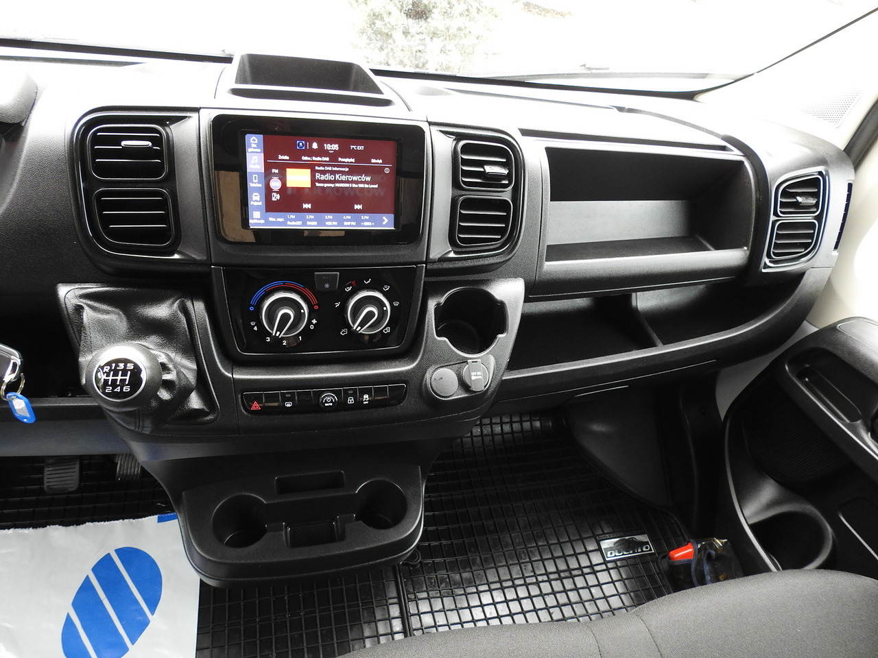 Utilitaire rideaux coulissants (PLSC) FIAT DUCATO TARPAULIN 10 PALLETS WEBASTO CRUISE CONTROL AIR CONDITIONING 180HP: photos 35 Utilitaire rideaux coulissants (PLSC) FIAT DUCATO TARPAULIN 10 PALLETS WEBASTO CRUISE CONTROL AIR CONDITIONING 180HP: photos 35