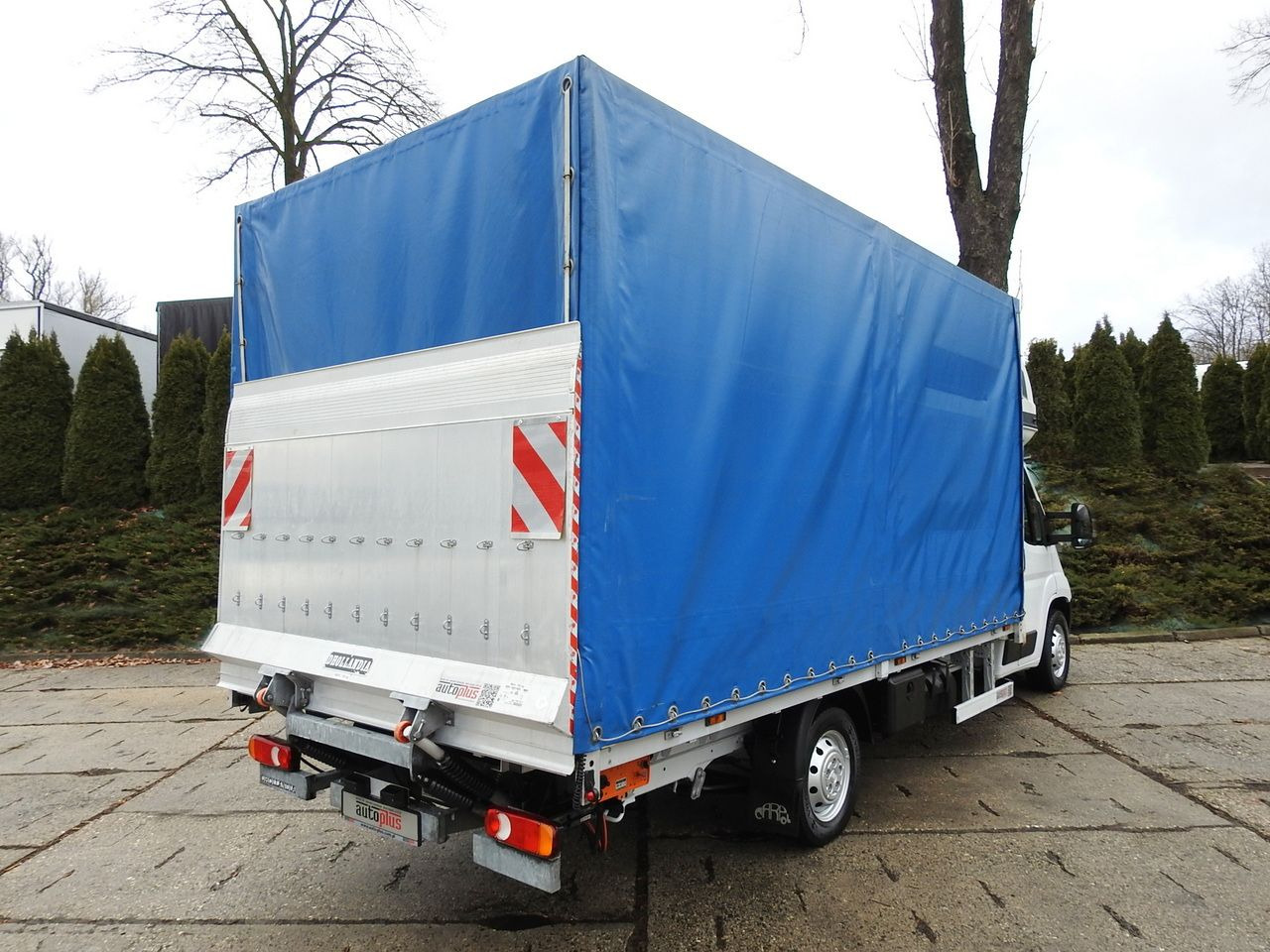 FIAT DUCATO TARPAULIN LIFT 9 PALLETS WEBASTO CRUISE CONTROL A/C LED LAMP 180HP - Utilitaire rideaux coulissants (PLSC): photos 3 FIAT DUCATO TARPAULIN LIFT 9 PALLETS WEBASTO CRUISE CONTROL A/C LED LAMP 180HP - Utilitaire rideaux coulissants (PLSC): photos 3