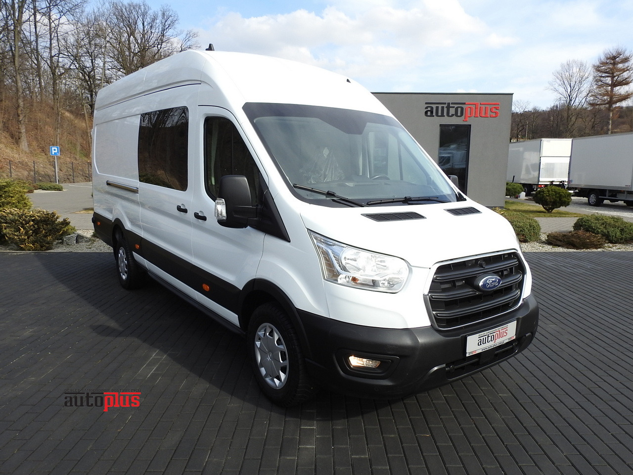 FORD TRANSIT BOX DELIVERY VAN 6 SEATS CRUISE CONTROL LED LIGHTS AIR CONDITIONING 180HP - Fourgon utilitaire: photos 1 FORD TRANSIT BOX DELIVERY VAN 6 SEATS CRUISE CONTROL LED LIGHTS AIR CONDITIONING 180HP - Fourgon utilitaire: photos 1